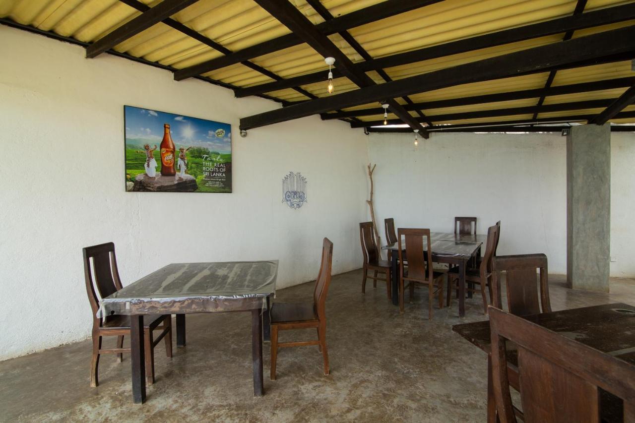מטרה Oyo 553 Polhena Bay Resort מראה חיצוני תמונה